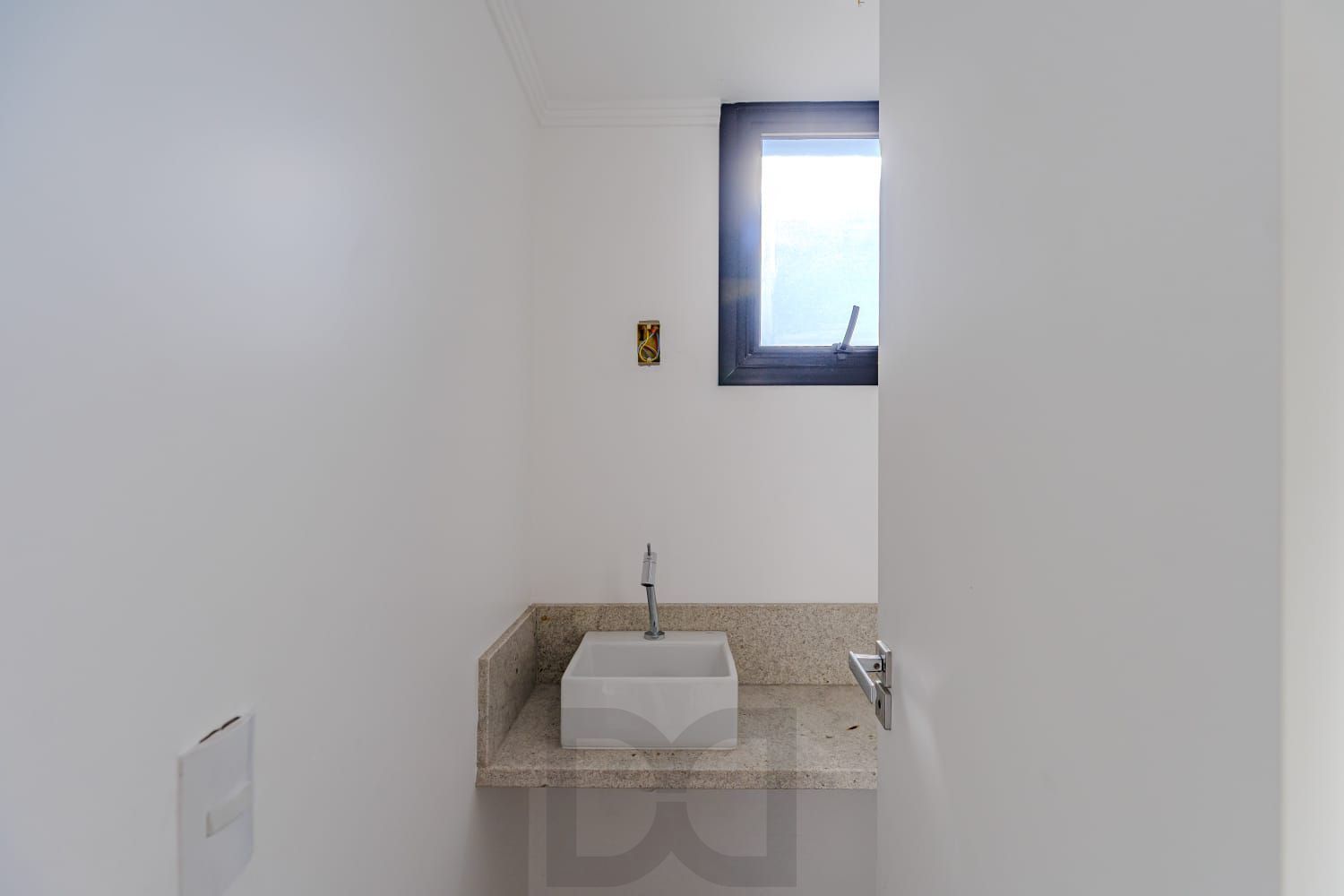 Apartamento 3 Dormitórios com 2 Suítes e 2 Vagas à Venda no Nonoai, Porto Alegre — foto 18