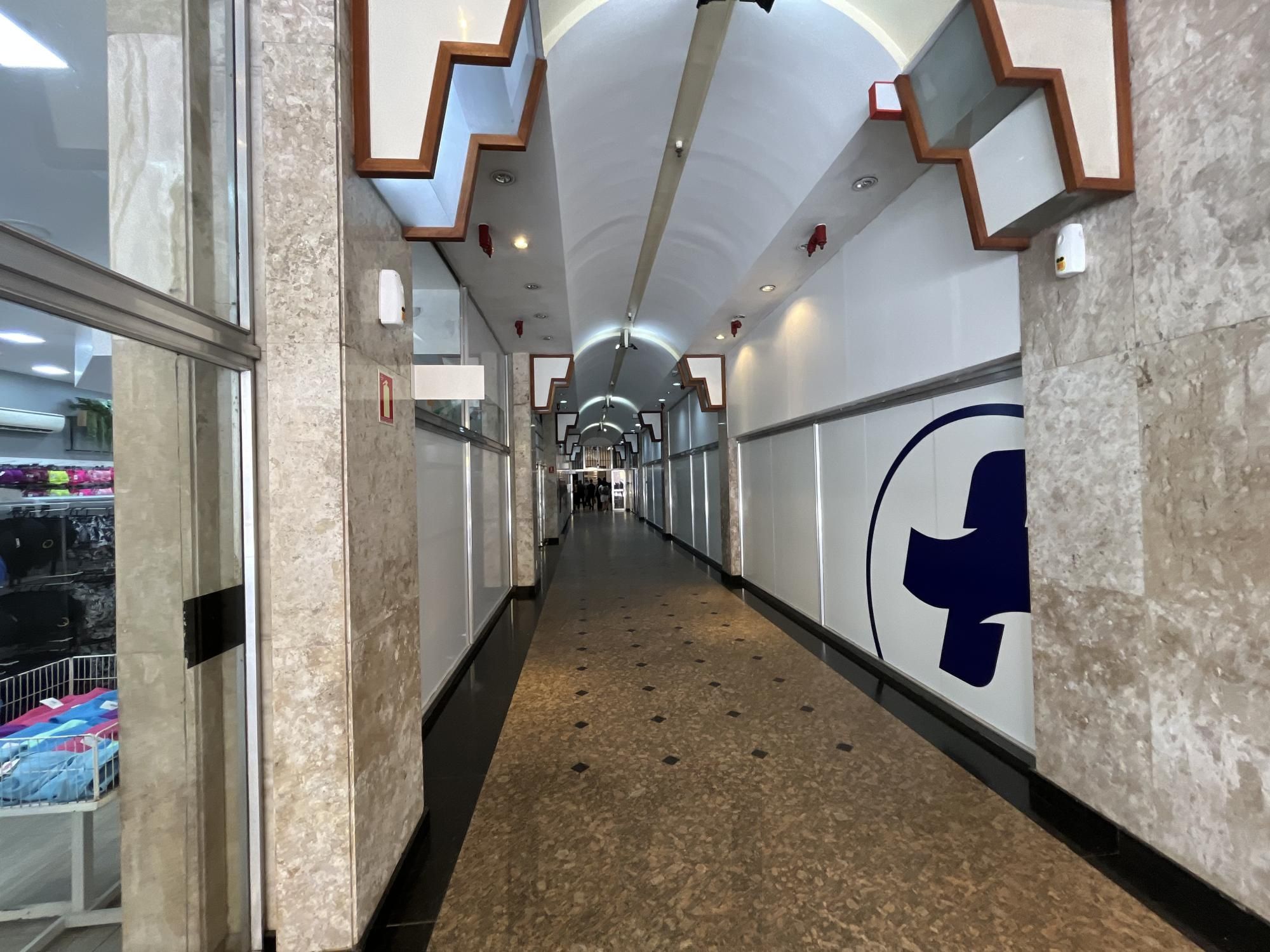 Salas unificadas no Edifício Santa Cruz Centro Histórico Porto Alegre — foto 3