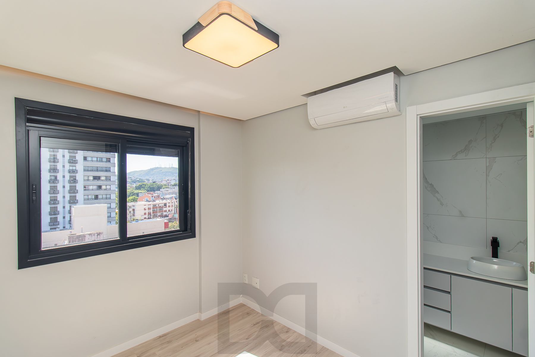 Incrível apartamento mobiliado 2 suítes novo no Menino Deus — foto 21