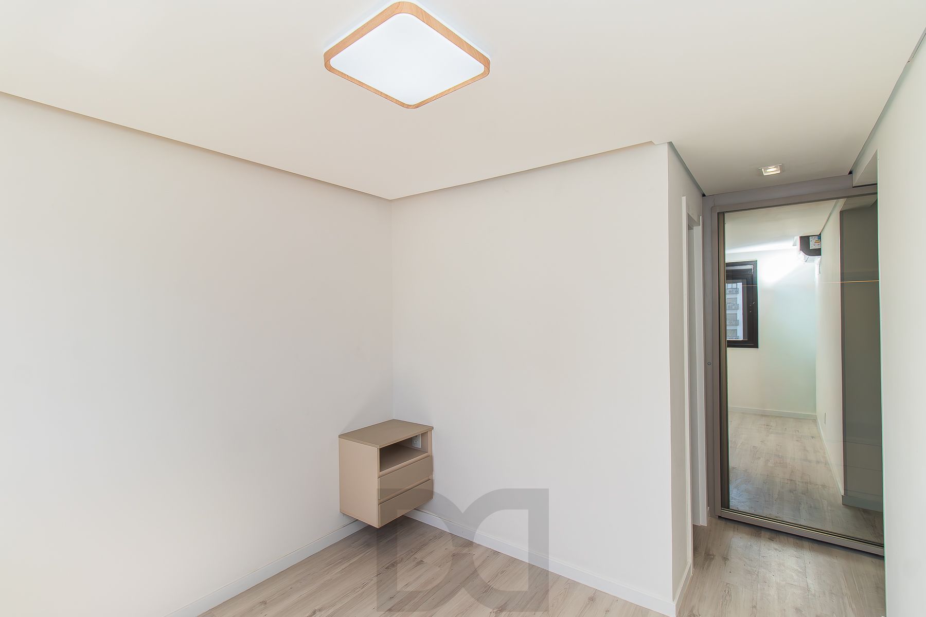 Incrível apartamento mobiliado 2 suítes novo no Menino Deus — foto 17