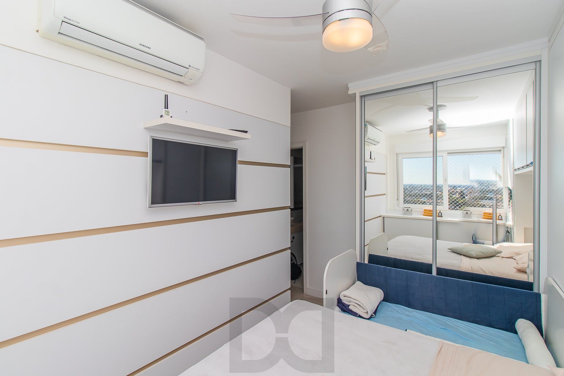 Apartamento 2 Dormitórios São João — foto 13