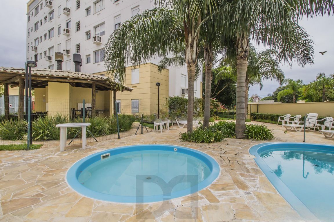 Apartamento 3 quartos, 1 vaga, elevador e piscina no bairro Cristal — foto 29
