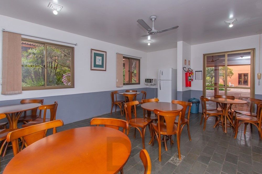 Apartamento com 3 dormitótrios, 1 vaga e 67m² à venda no Alto Petrópolis. — foto 17
