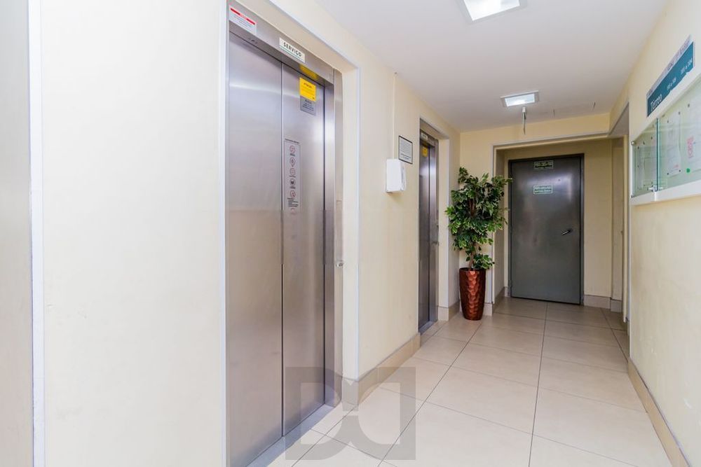 Apartamento 2 dormitórios, 1 suíte, 1 vaga e churrasqueira na Bento Gonçalves. — foto 13