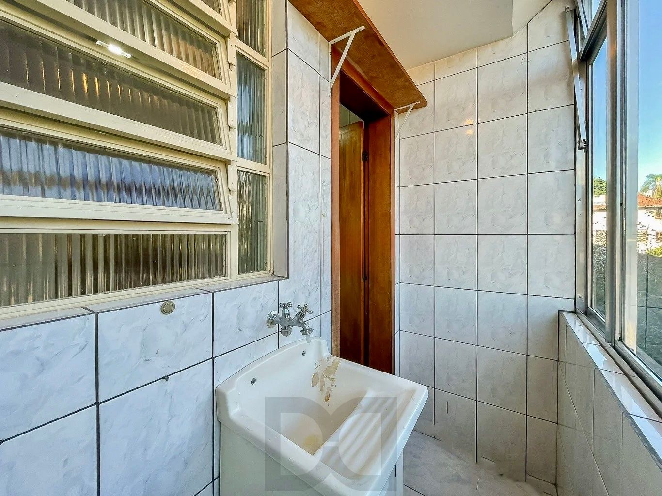 Apartamento no último andar com 1 dormitório 46m2 Bairro Cristal BarraShopping — foto 9
