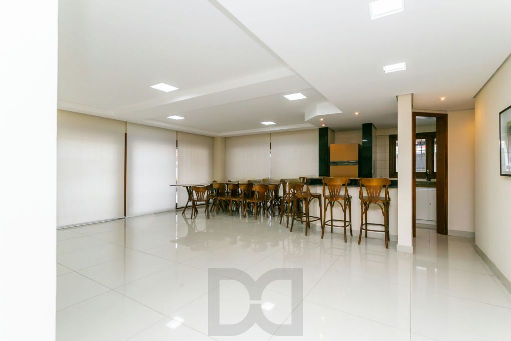 Apartamento de 4 dormitórios, 2 suítes, 2 vagas e elevador na Castro Alves. — foto 50