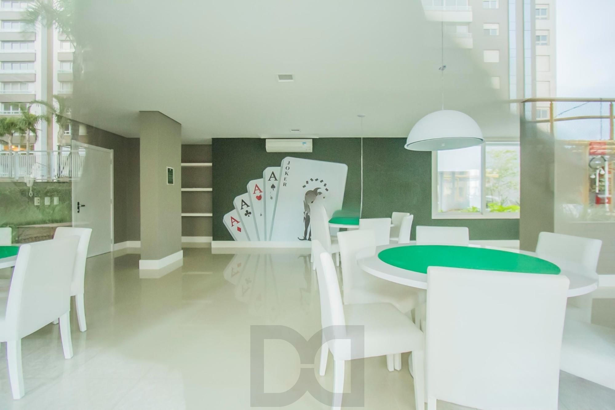 Apartamento com 3 quartos, 3 suítes e 128m² à venda em Menino Deus. — foto 62