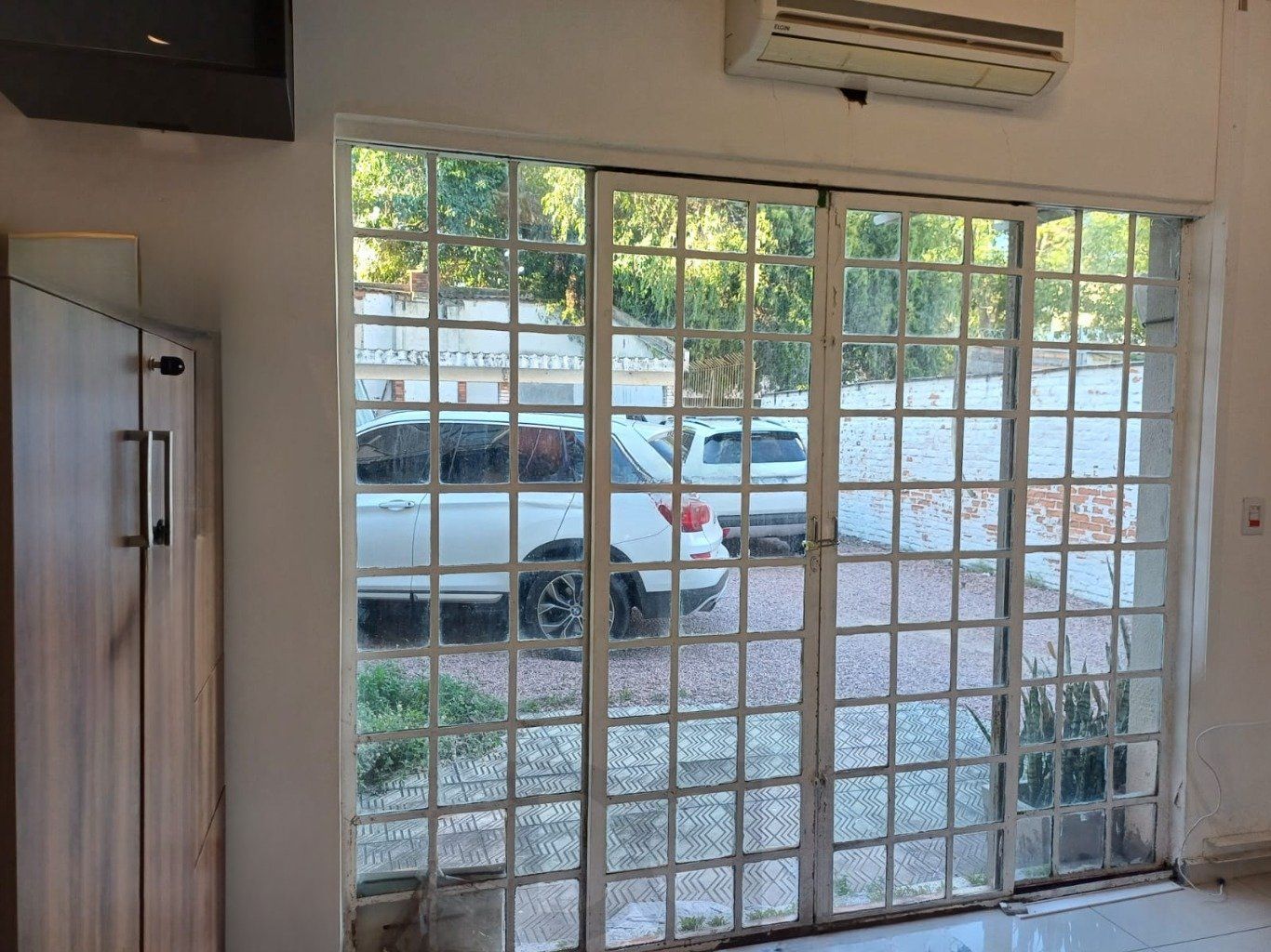 Casa com 3 quartos, 3 banheiros, 300m² e 8 vagas no Menino Deus. — foto 7