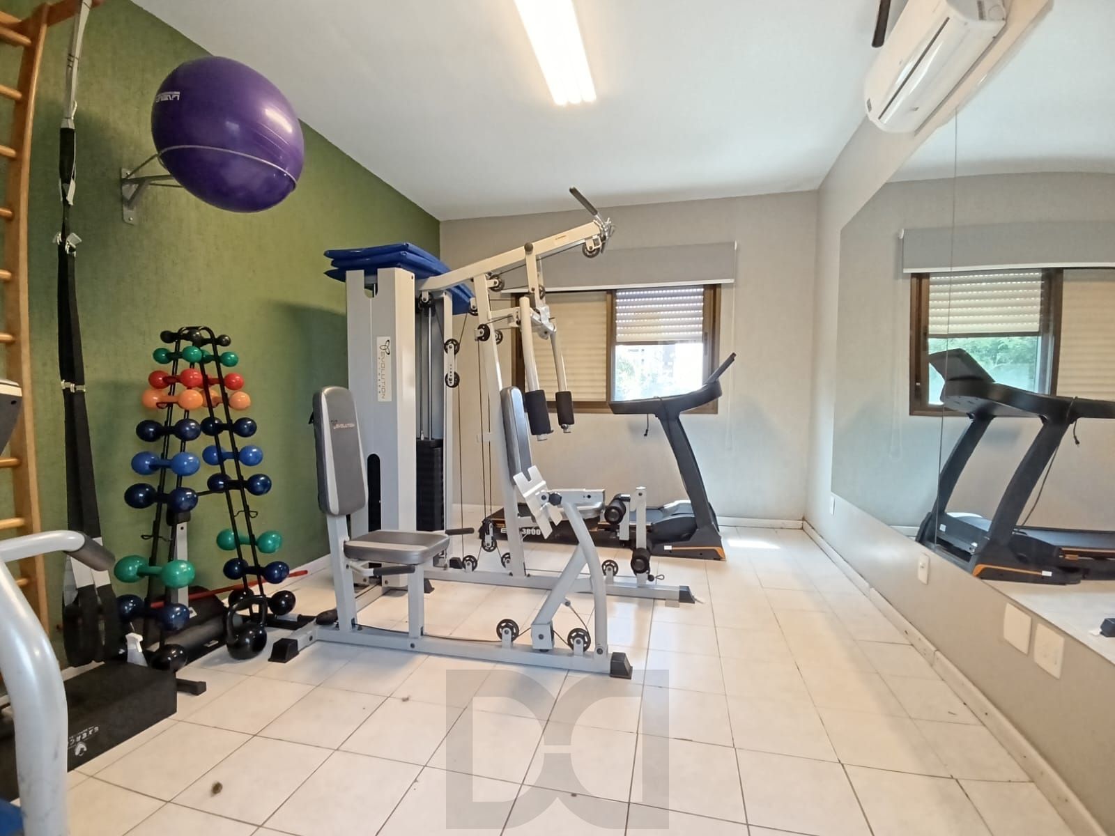 Apartamento semi mobiliado 3 quartos, elevador, 2 vagas no bairro São João. — foto 34