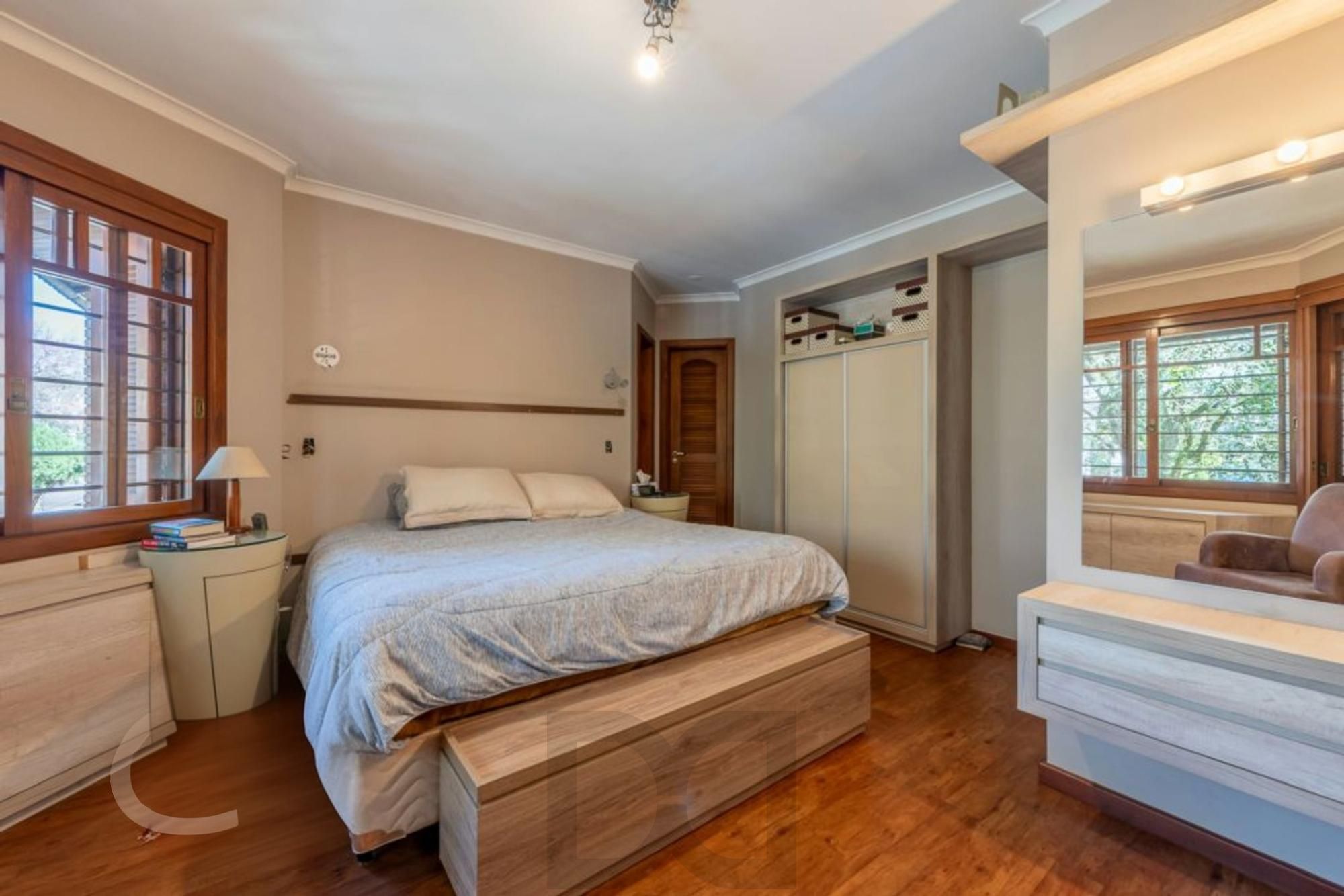 Casa com 5 dormitórios, 2 suítes, 2 vagas e 360m² à venda no Jardim Itu Sabará. — foto 23