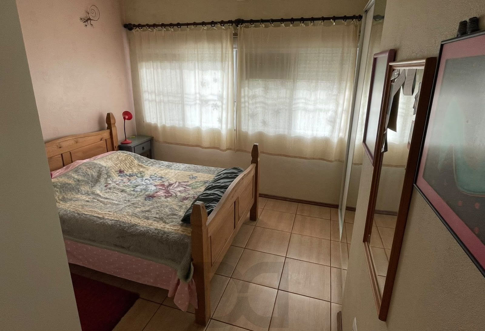 Casa com 3 quartos, suíte e 5 vagas no bairro Santo Antônio. — foto 14