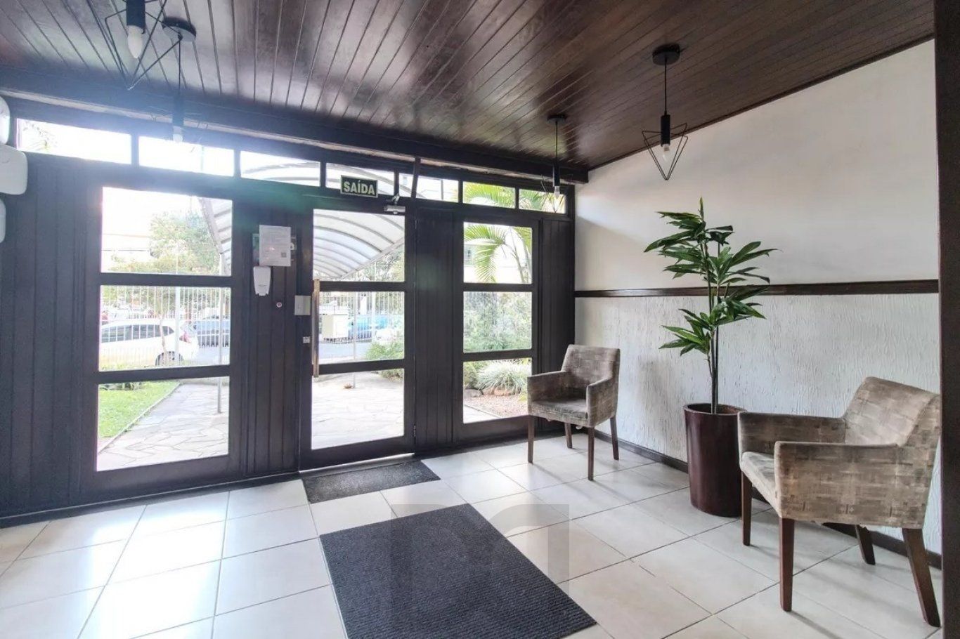 Apartamento 2 Quartos com Suíte e Pátio no Menino Deus — foto 23