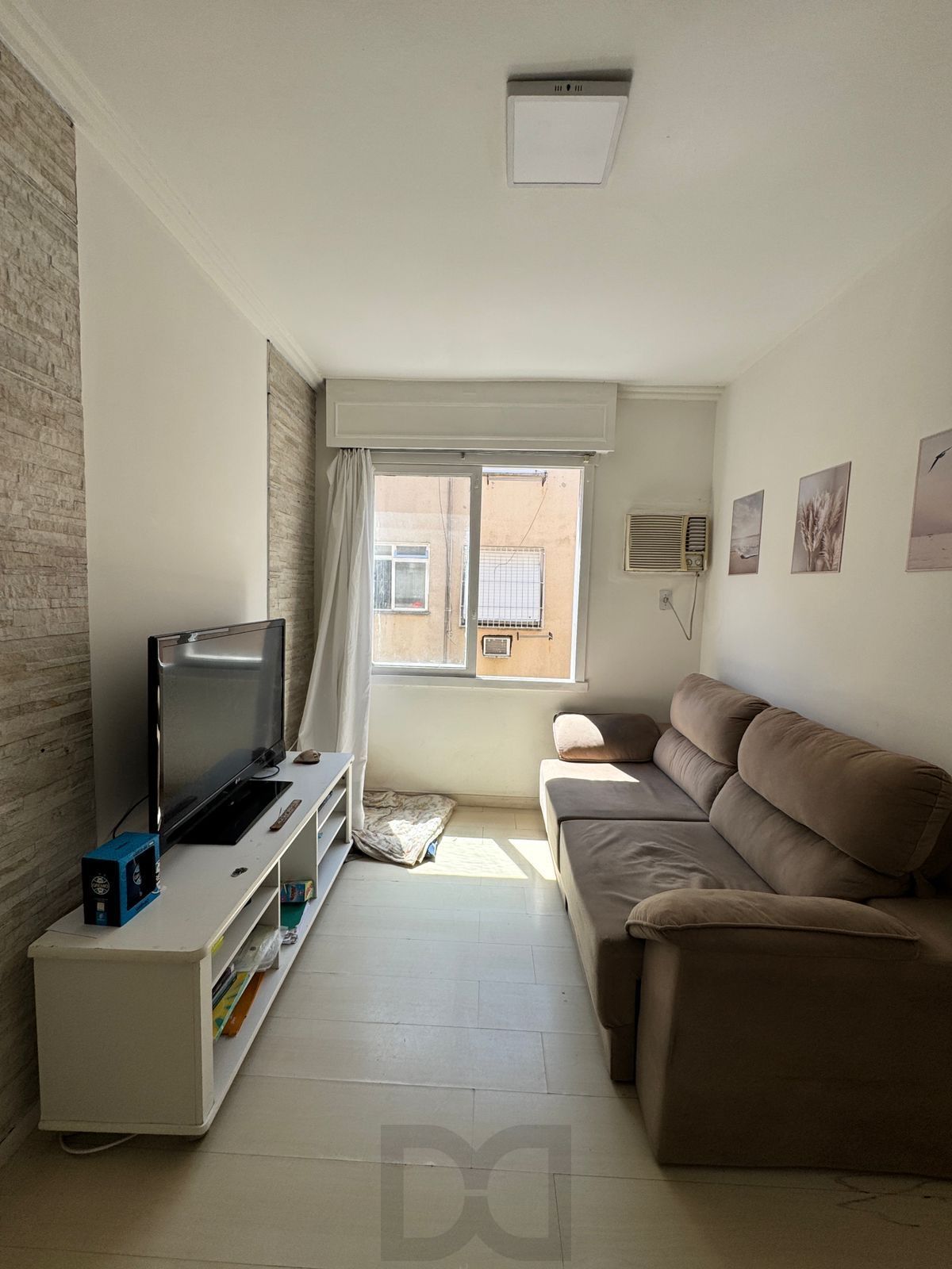 Apartamento 1 dormitório Semi mobiliado Bairro Jardim Leopoldina Porto Alegre — foto 2