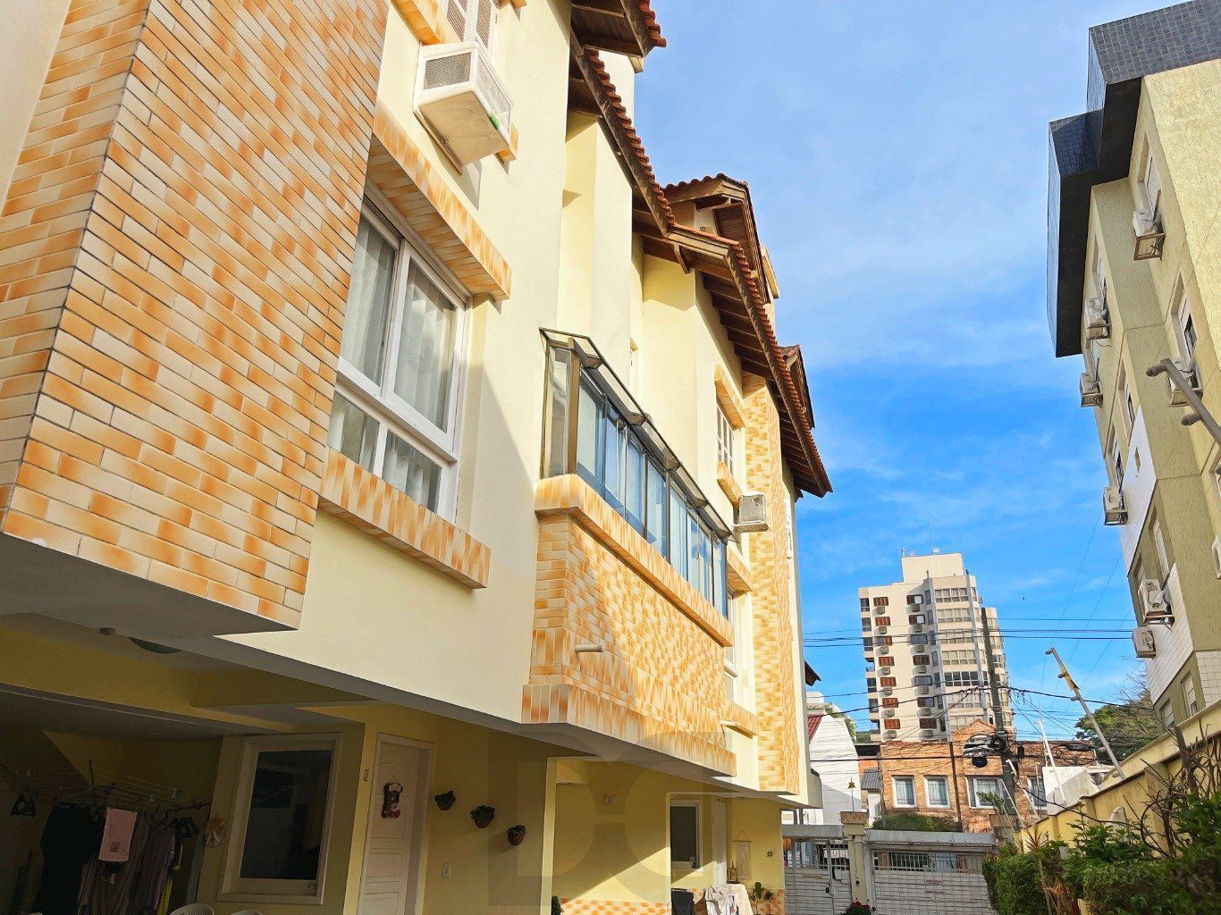 Casa com 3 quartos e 2 vagas em condomínio fechado no bairro Tristeza — foto 37