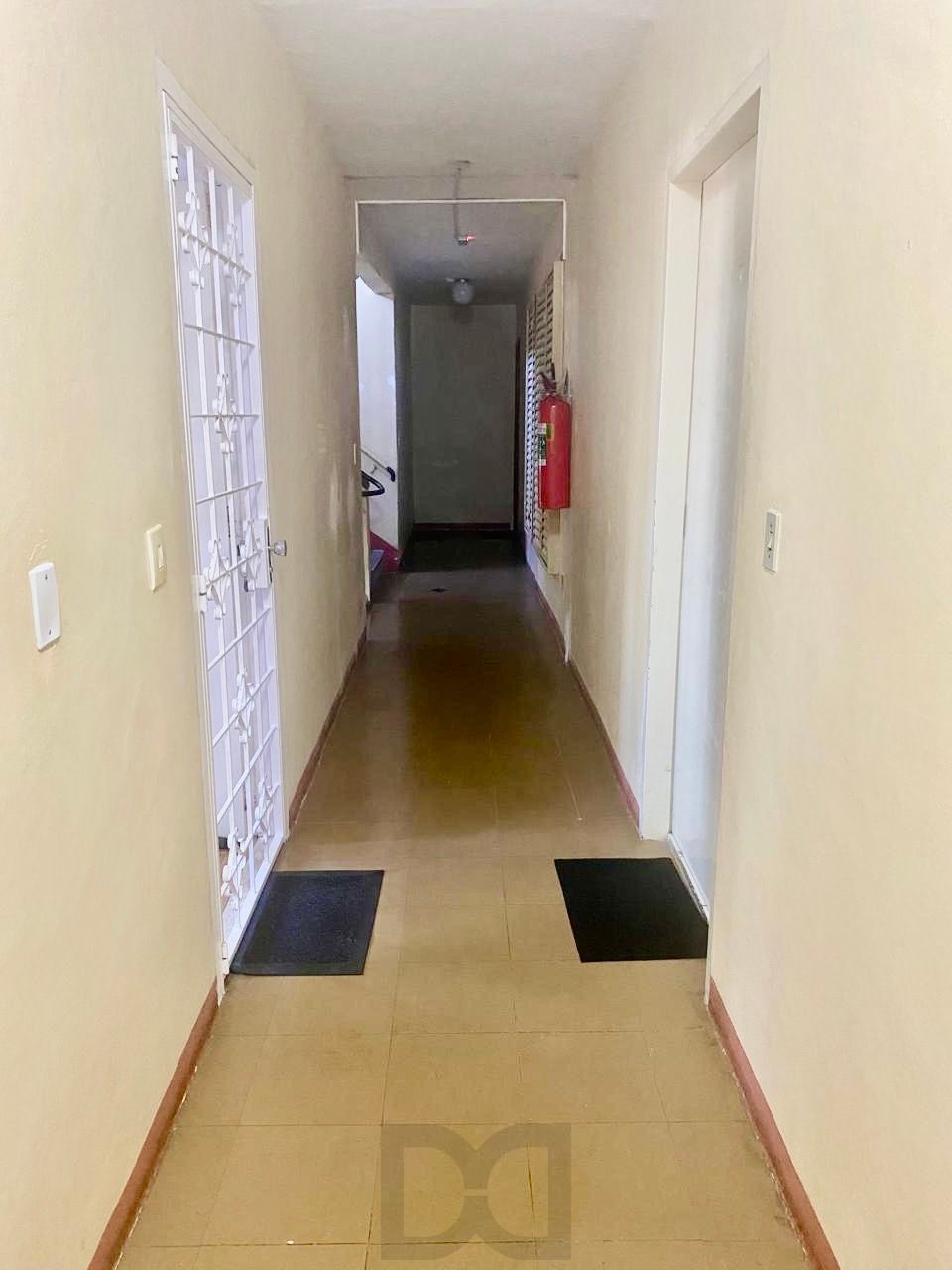 Apartamento de 2 dormitórios Segundo andar Bairro Camaqua em Porto Alegre — foto 17
