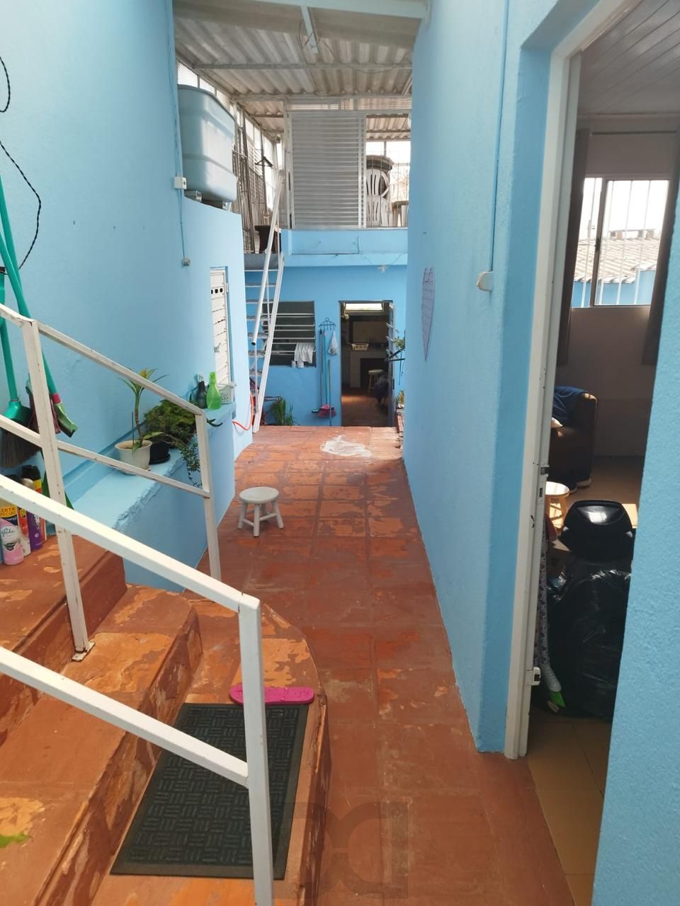 Casa geminada com 3 quartos, vaga de garagem e sacada no bairro Jardim Sabara — foto 18
