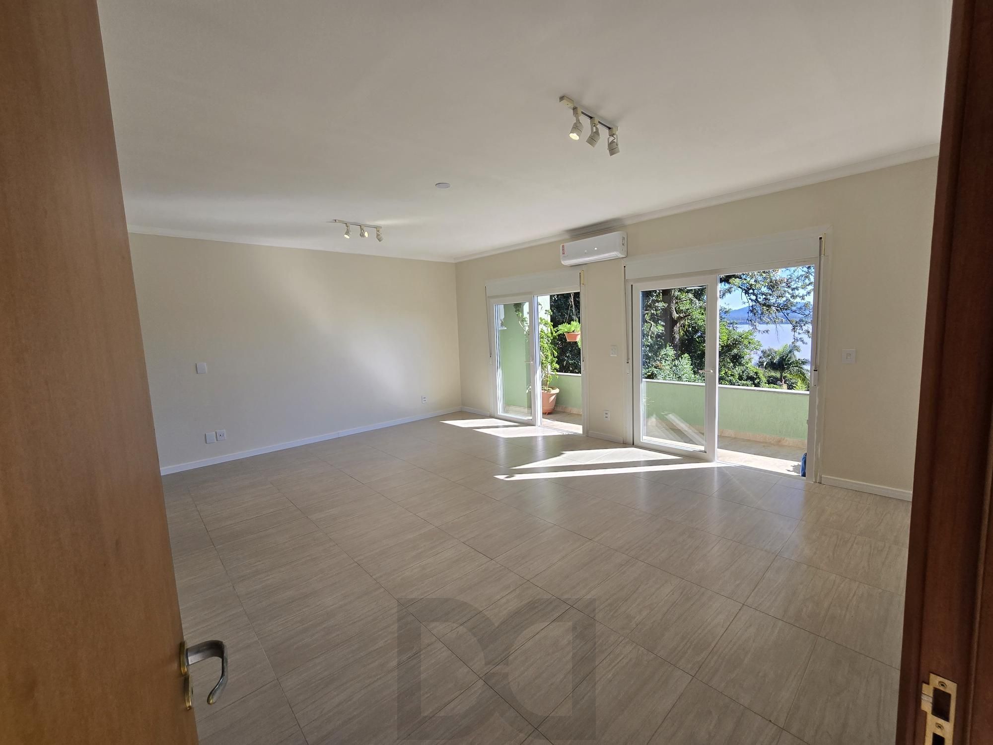Casa 3 dormitórios, 1 suíte, 4 vagas 210 m² privativos no Belém Novo. — foto 36