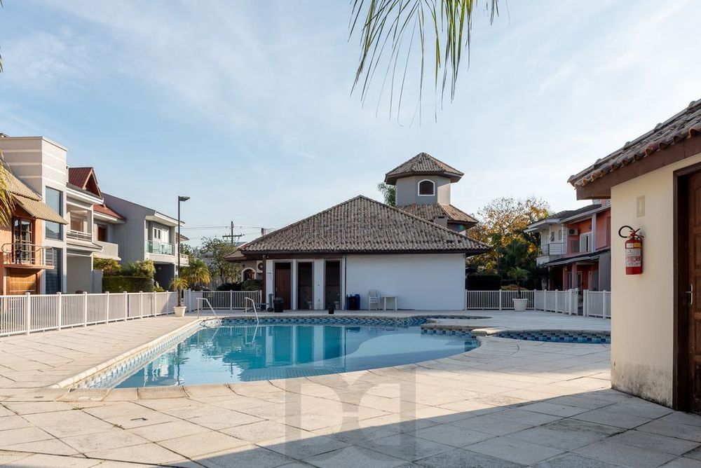 Casa em Condomínio com 4 quartos, 1 suíte e 300m² à venda em Ecoville. — foto 53