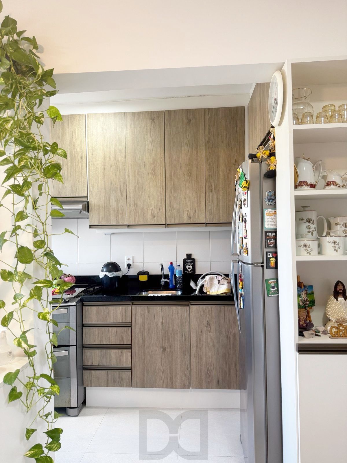 Apartamento semi mobiliado 2 quartos,elevador 1 vaga no bairro Morro Santana. — foto 11
