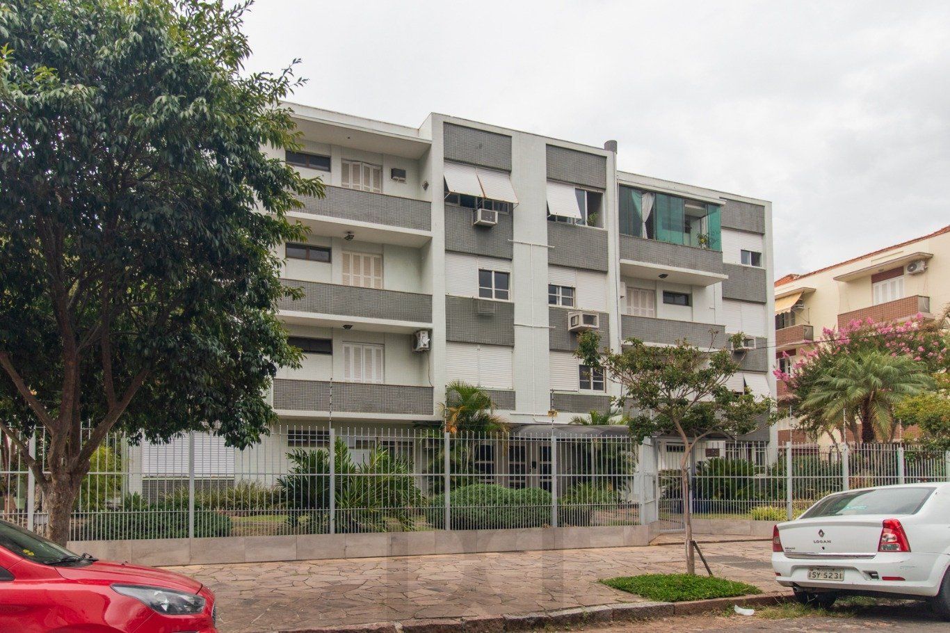 Apartamento 2 Quartos com Suíte e Pátio no Menino Deus — foto 32