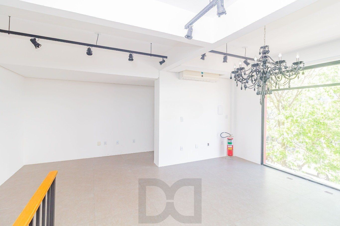 Prédio Comercial á venda com 2 salas e terraço no bairro Menino Deus — foto 13