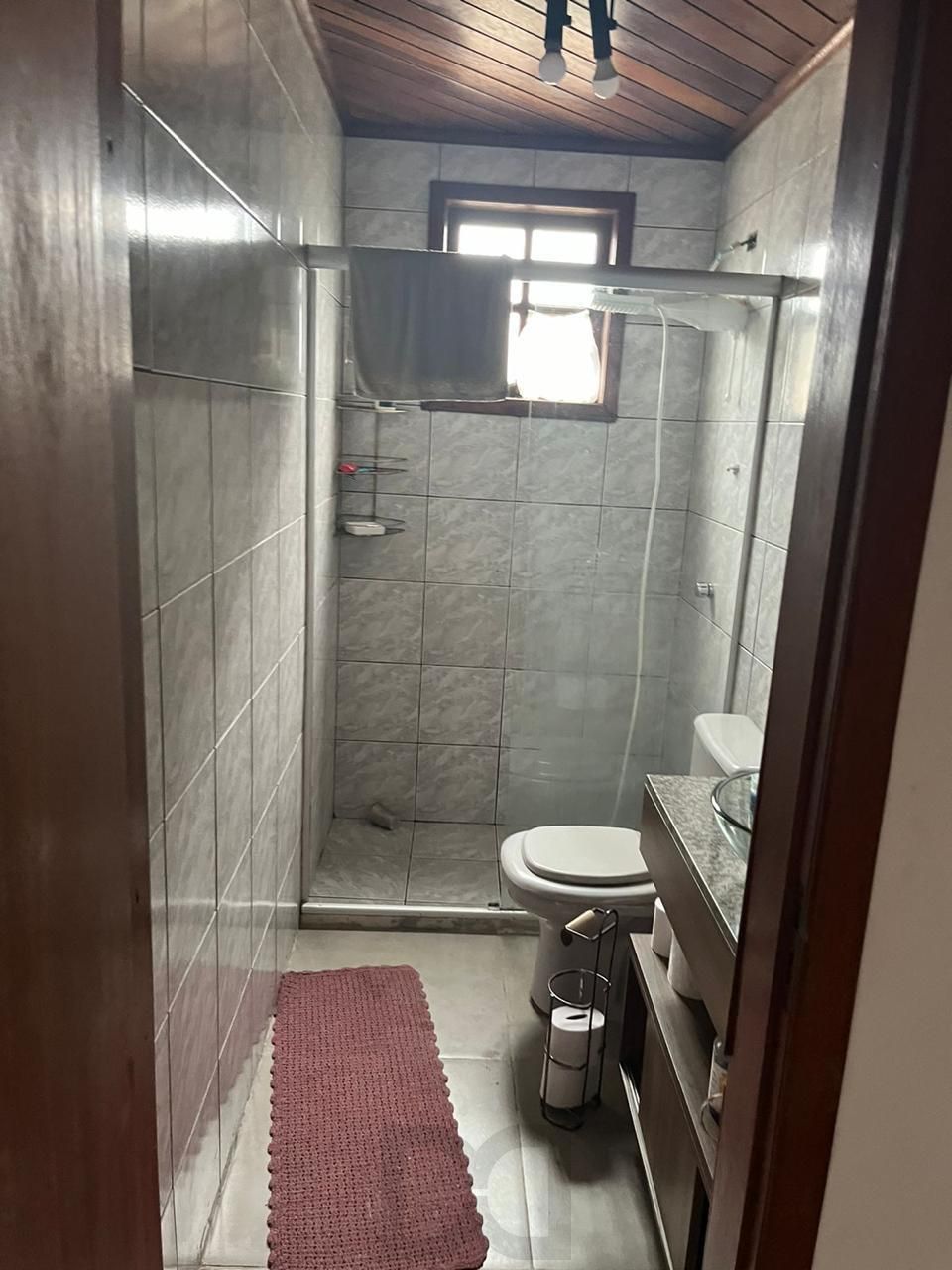 Casa com 4 quartos, sendo 1 suíte, vaga e Piscina Bairro Cavalhada — foto 16