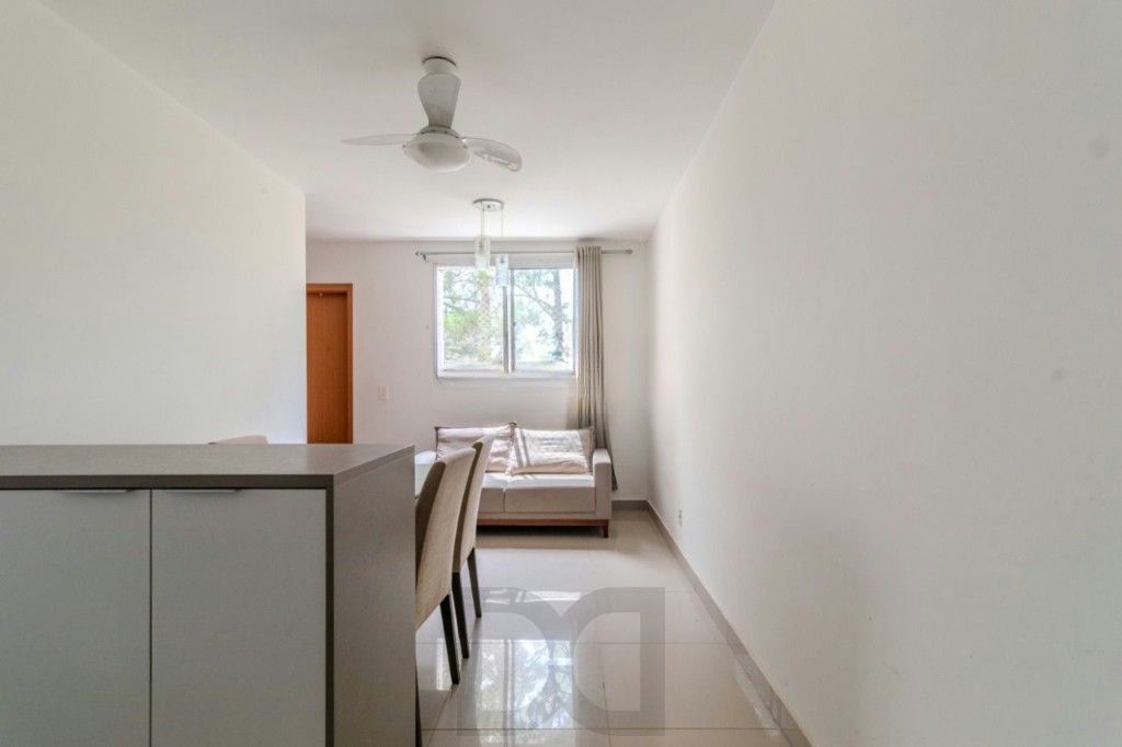 Apartamento 2 dormitórios, 1 vaga e elevador no Morro Santana. — foto 4