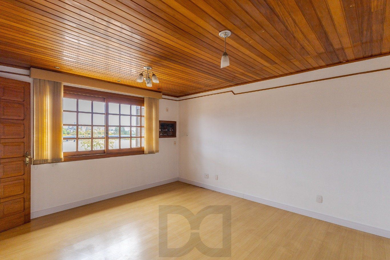 Cobertura com 4 quartos, 1 suíte e 2 vagas no bairro Passo da Areia. — foto 12