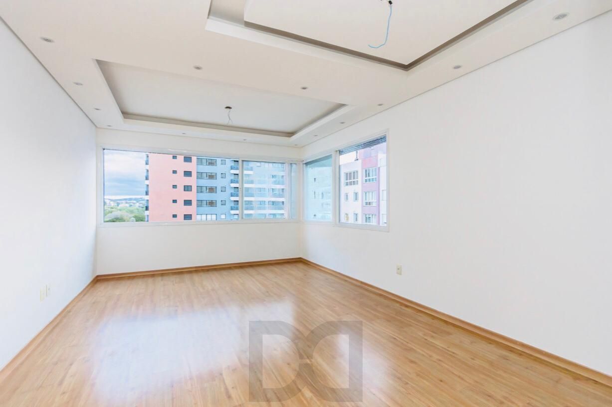 Apartamento de 2 dormitórios, 2 vagas e elevador no bairro Passo da Areia — foto 1