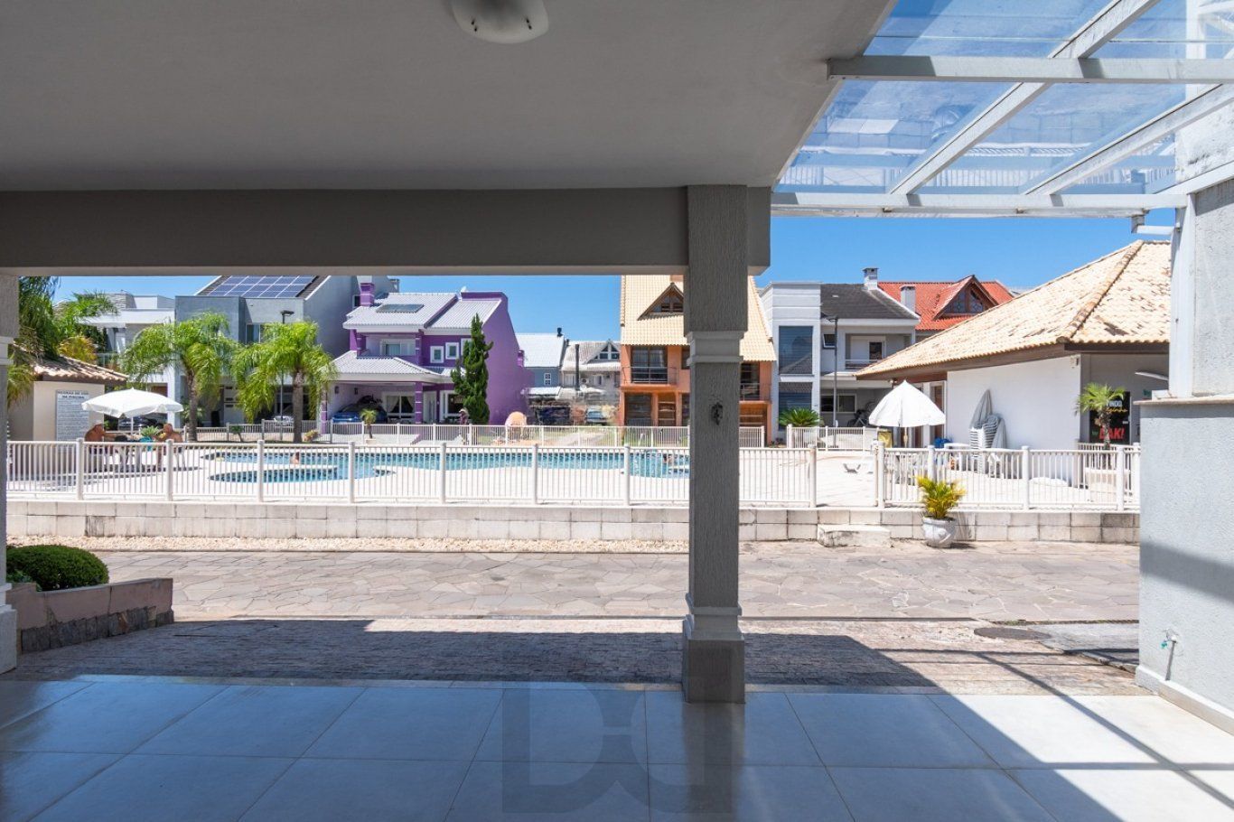 Casa Sobrado de 3 dormitórios com suíte, 2 vagas, piscina e sótão no Ecoville — foto 4