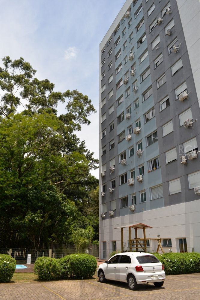 Apartamento de 2 dormitórios, elevador e 2 vagas no bairro Partenon — foto 36