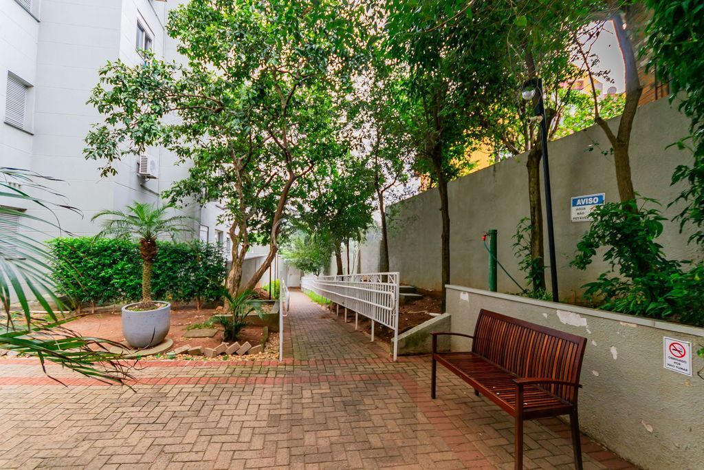 Apartamento com 2 quartos, 1 vaga e 48m² à venda em Glória. — foto 25
