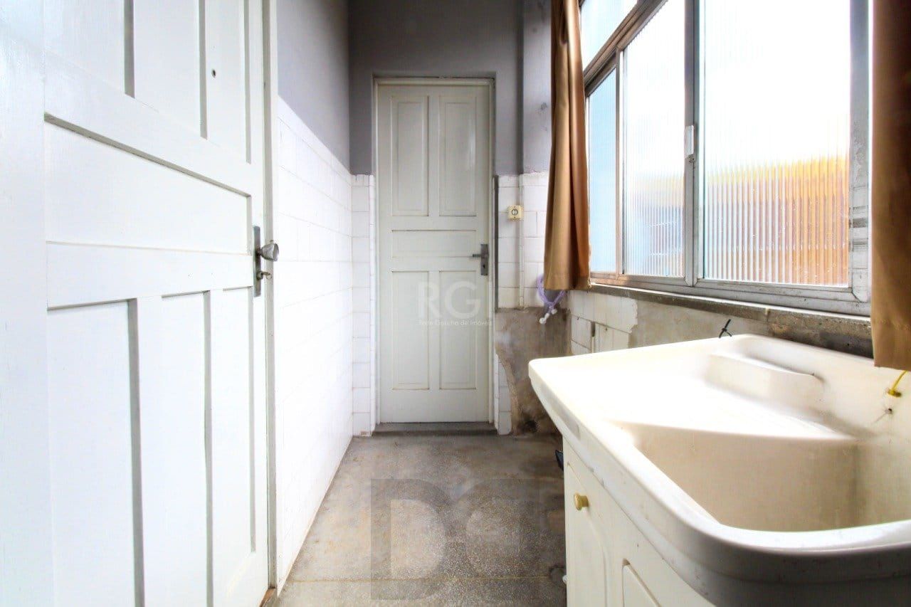 Apartamento com 2 quartos,1 vaga de garagem e elevador no bairro Navegantes — foto 17