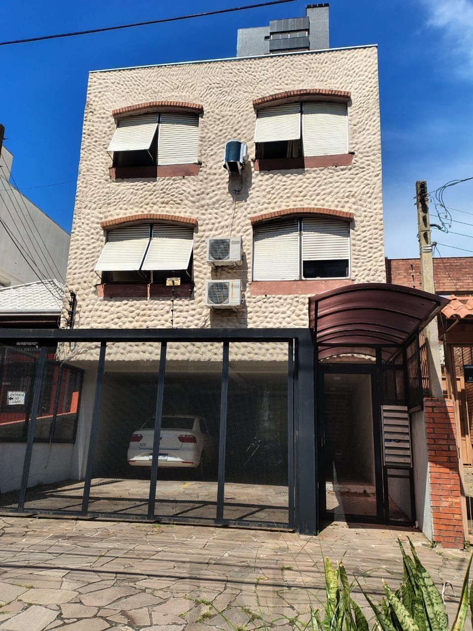 Apartamento semi mobiliado de 2 quartos e 2 vagas no bairro Petrópolis — foto 20