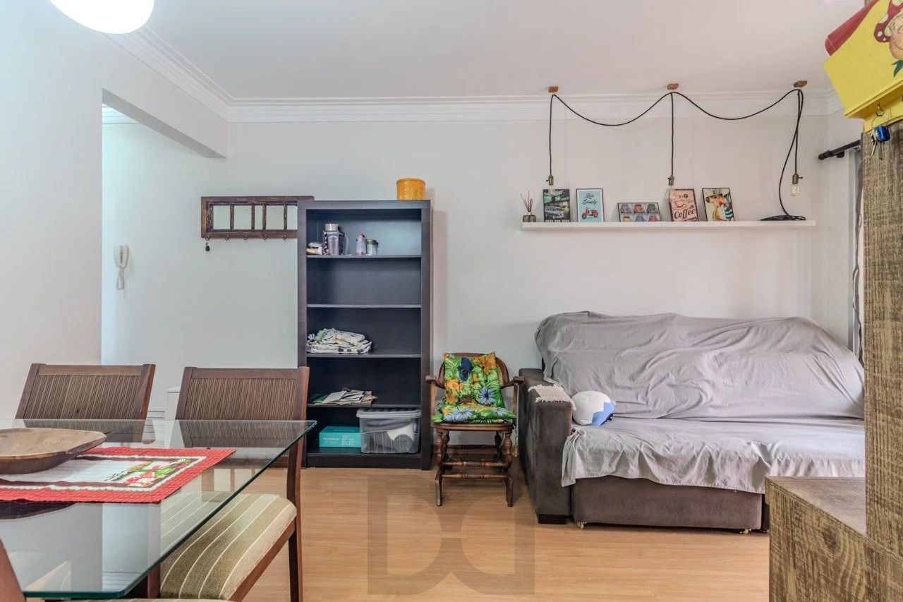 Apartamento 2 Dormitórios com 1 vaga coberta e elevador no Alto Petrópolis — foto 4
