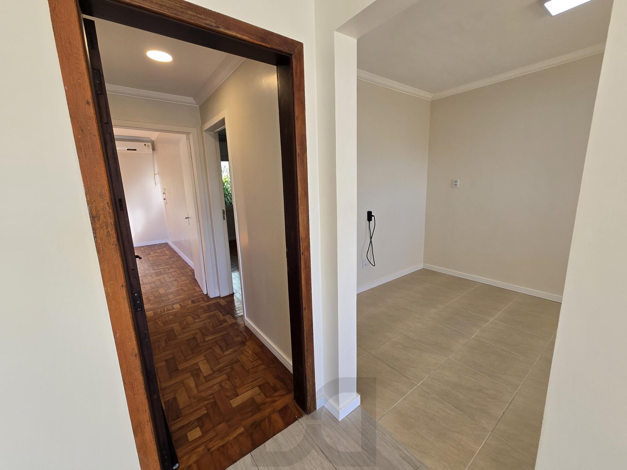 Casa 3 dormitórios, 1 suíte, 4 vagas 210 m² privativos no Belém Novo. — foto 12