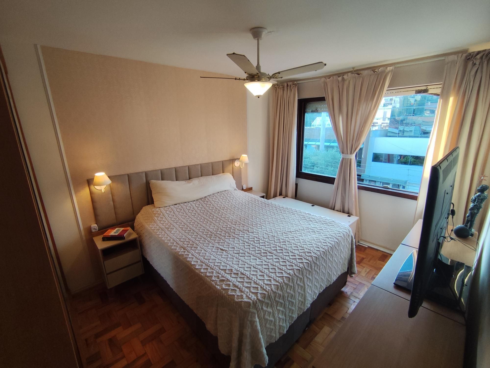 Apartamento semi mobiliado de 2 quartos e 2 vagas no bairro Petrópolis — foto 10