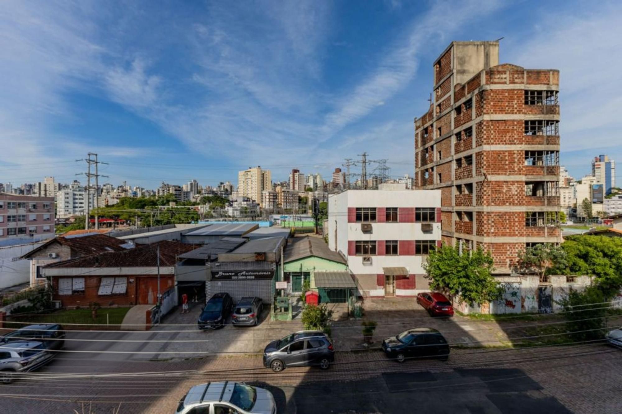 Apartamento com 2 quartos, vaga coberta e sol da manha no bairro Santana — foto 13