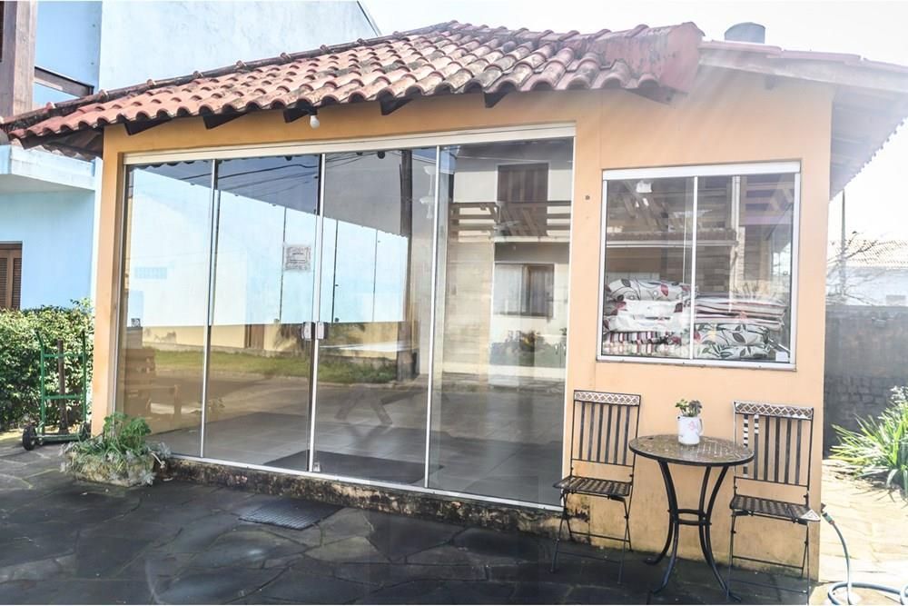 Casa em condomínio fechado de 2 quartos, suíte, 2 vagas no bairro Guarujá — foto 21