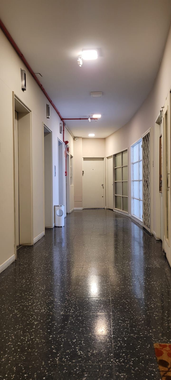 Sala Comercial em frente a Santa Casa - Centro de Porto Alegre — foto 6