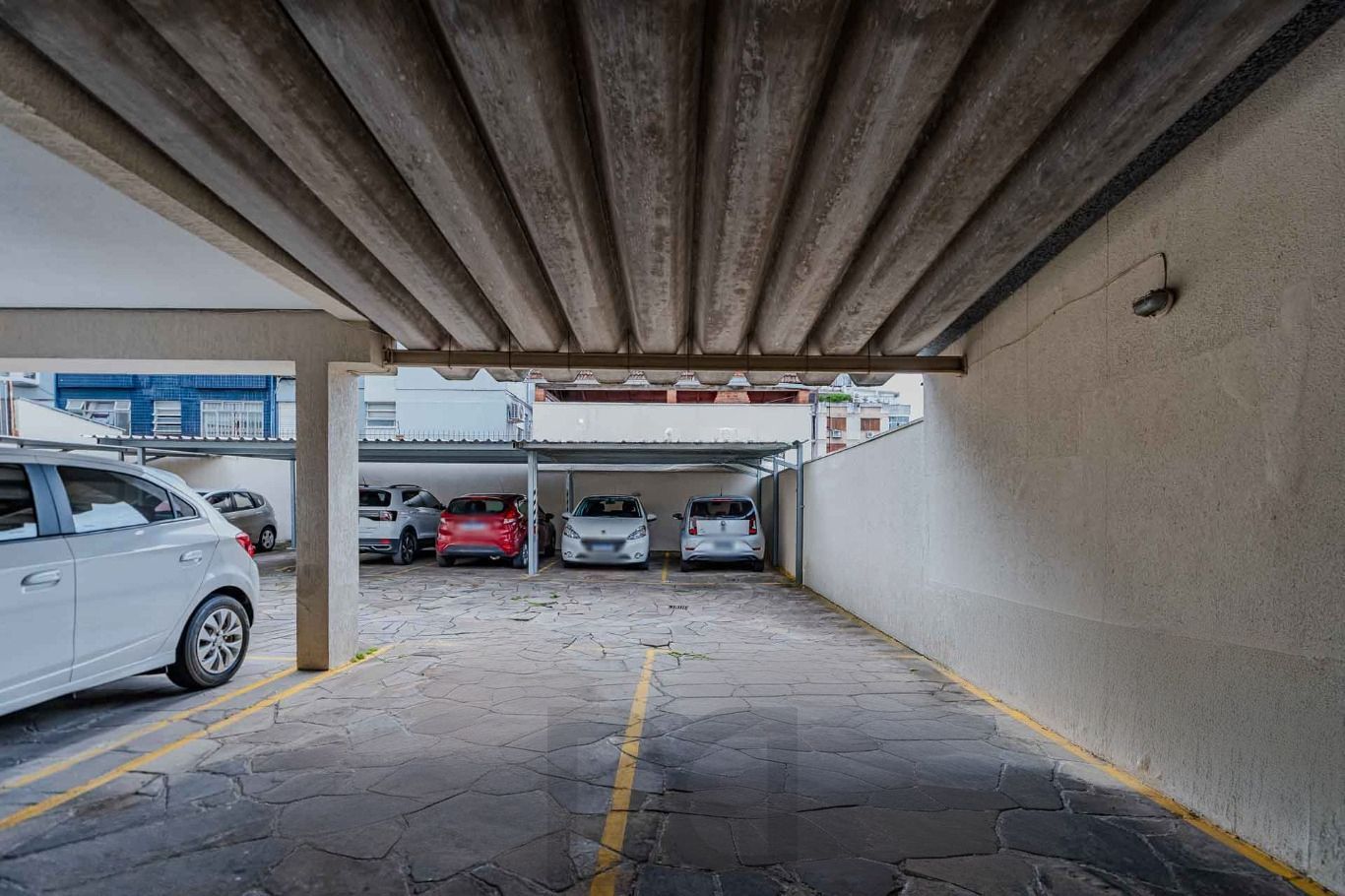 Apartamento com 1 dormitório e 1 vaga de garagem no Bairro Higienópolis — foto 16