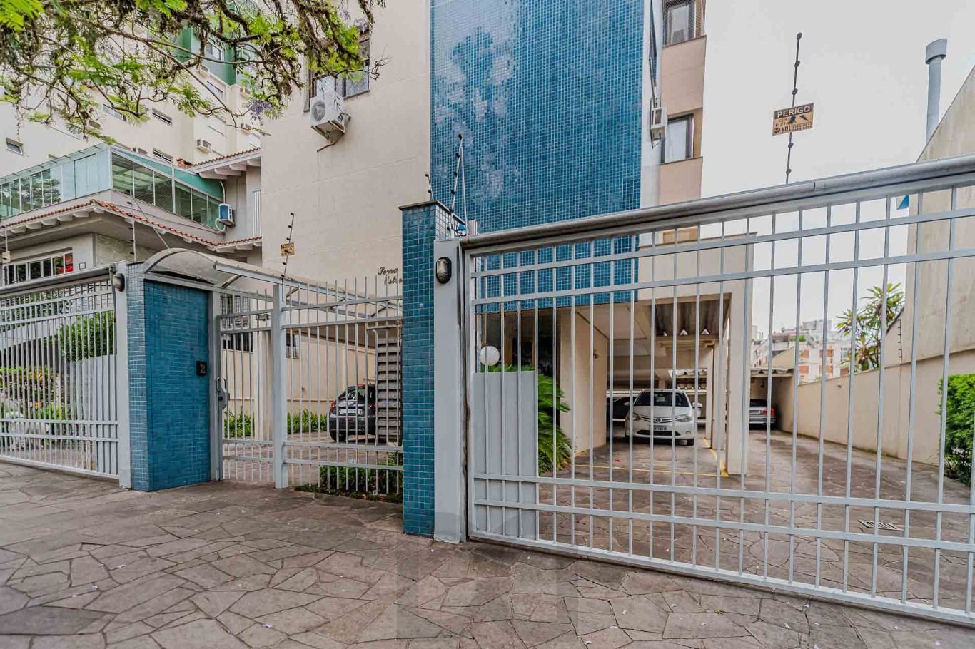 Apartamento com 1 dormitório e 1 vaga de garagem no Bairro Higienópolis — foto 21