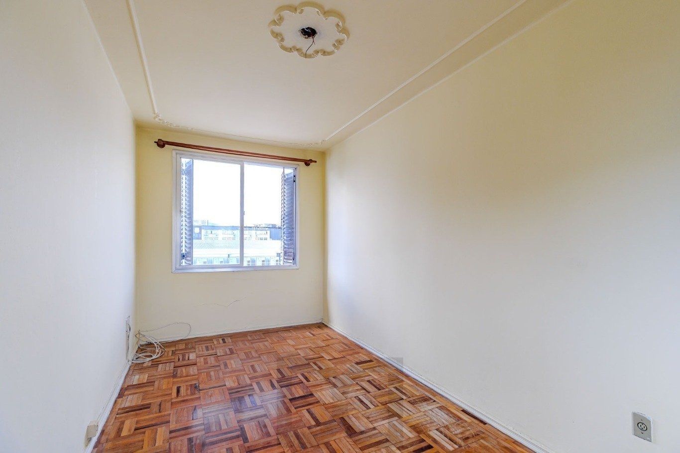 Apartamento de 1 quarto no Bairro Santana em Porto Alegre. — foto 3