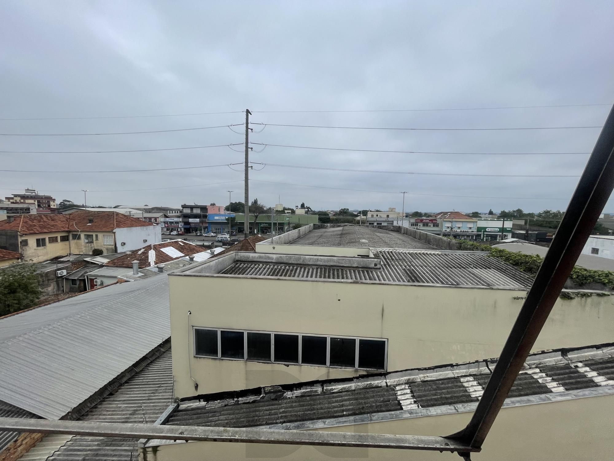 Apartamento com 66 m2 localizado na Rua Abaeté no Bairro Sarandi — foto 13