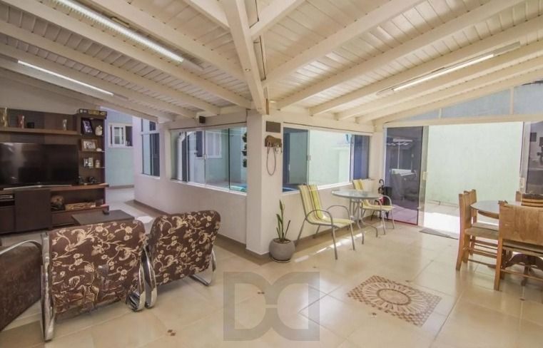 Casa 4 quartos, 4 suítes, 4 vagas e pátio com piscina no Bairro Vila Ipiranga — foto 27