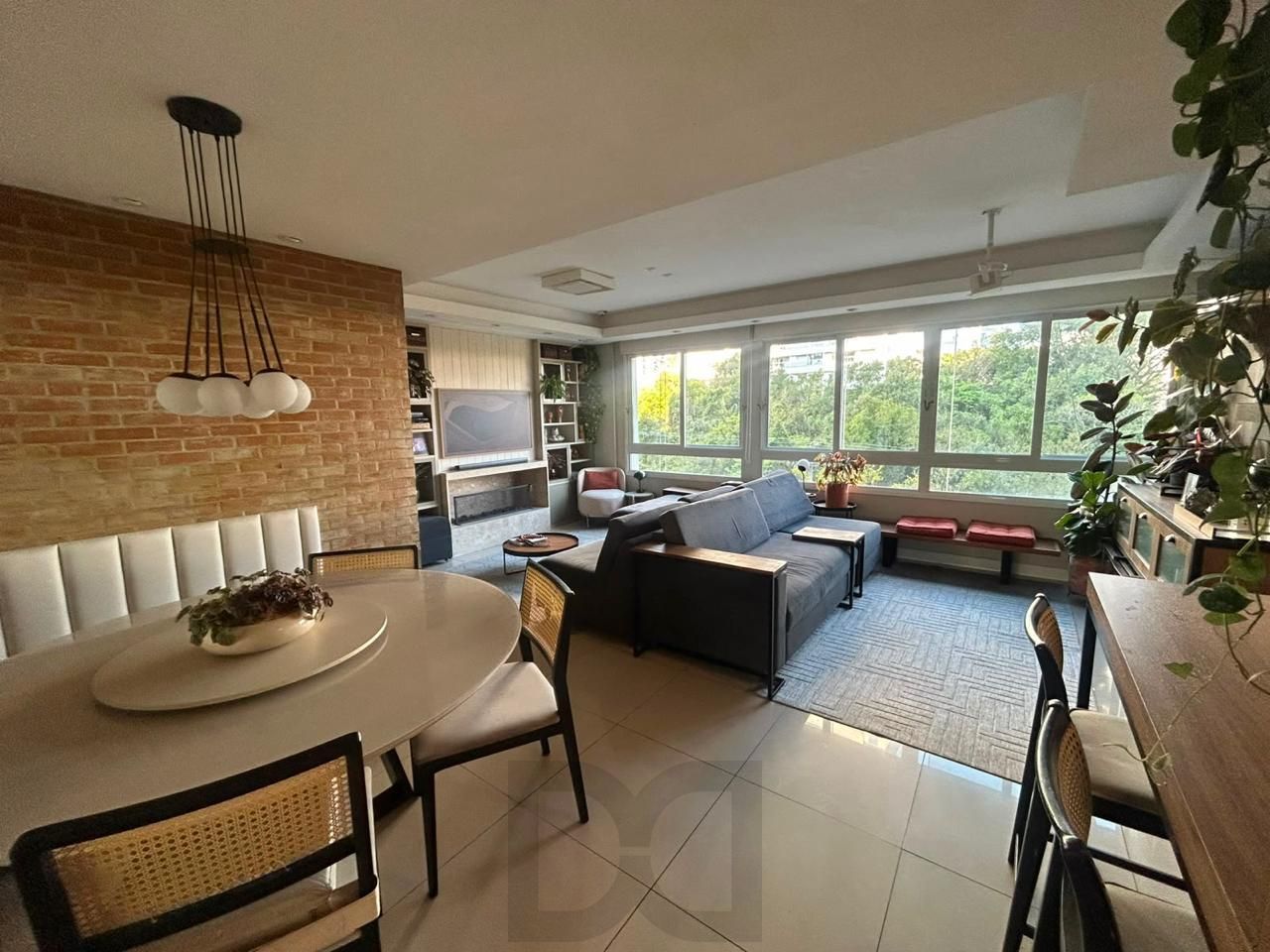 Apartamento com 3 quartos, 1 suíte, 2 vagas e elevador no bairro Petrópolis — foto 5