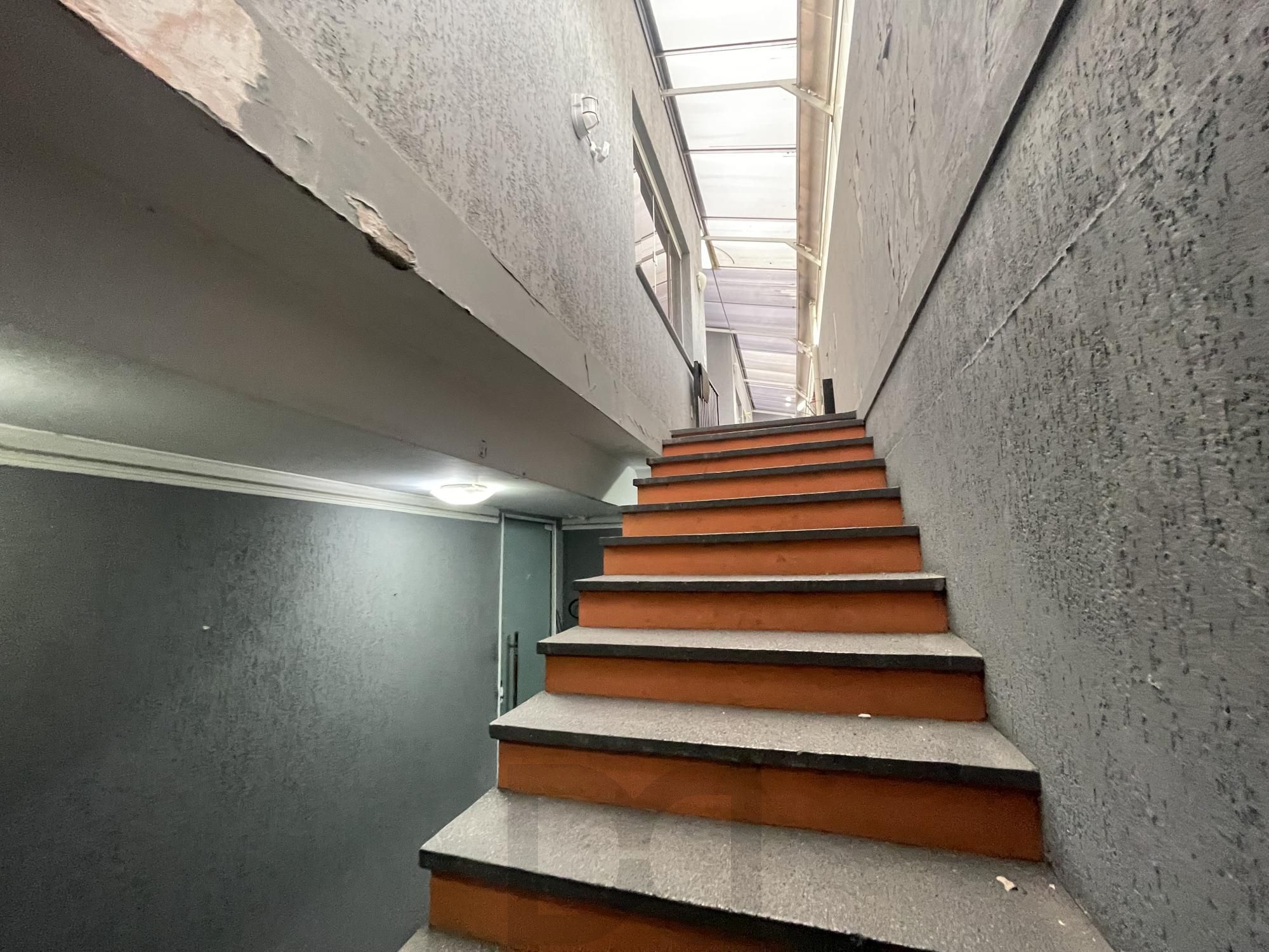 Prédio Comercial e Residencial 273m2 Bairro Santa Maria Goretti Porto Alegre — foto 15