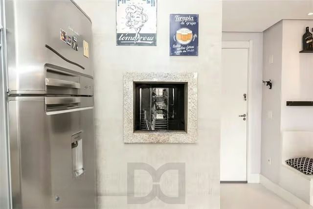 Apartamento 2 dormitórios, 1 suíte, 1 vaga e churrasqueira na Bento Gonçalves. — foto 5