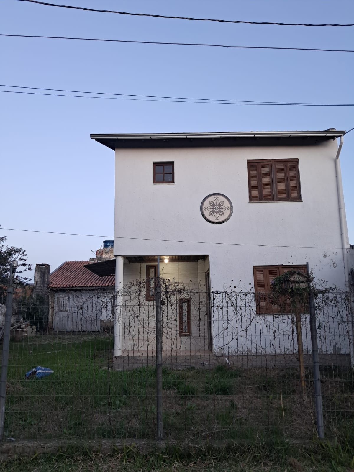 Sobrado de 2 quartos, suíte e 2 vagas no bairro Ponta Grossa. — foto 1
