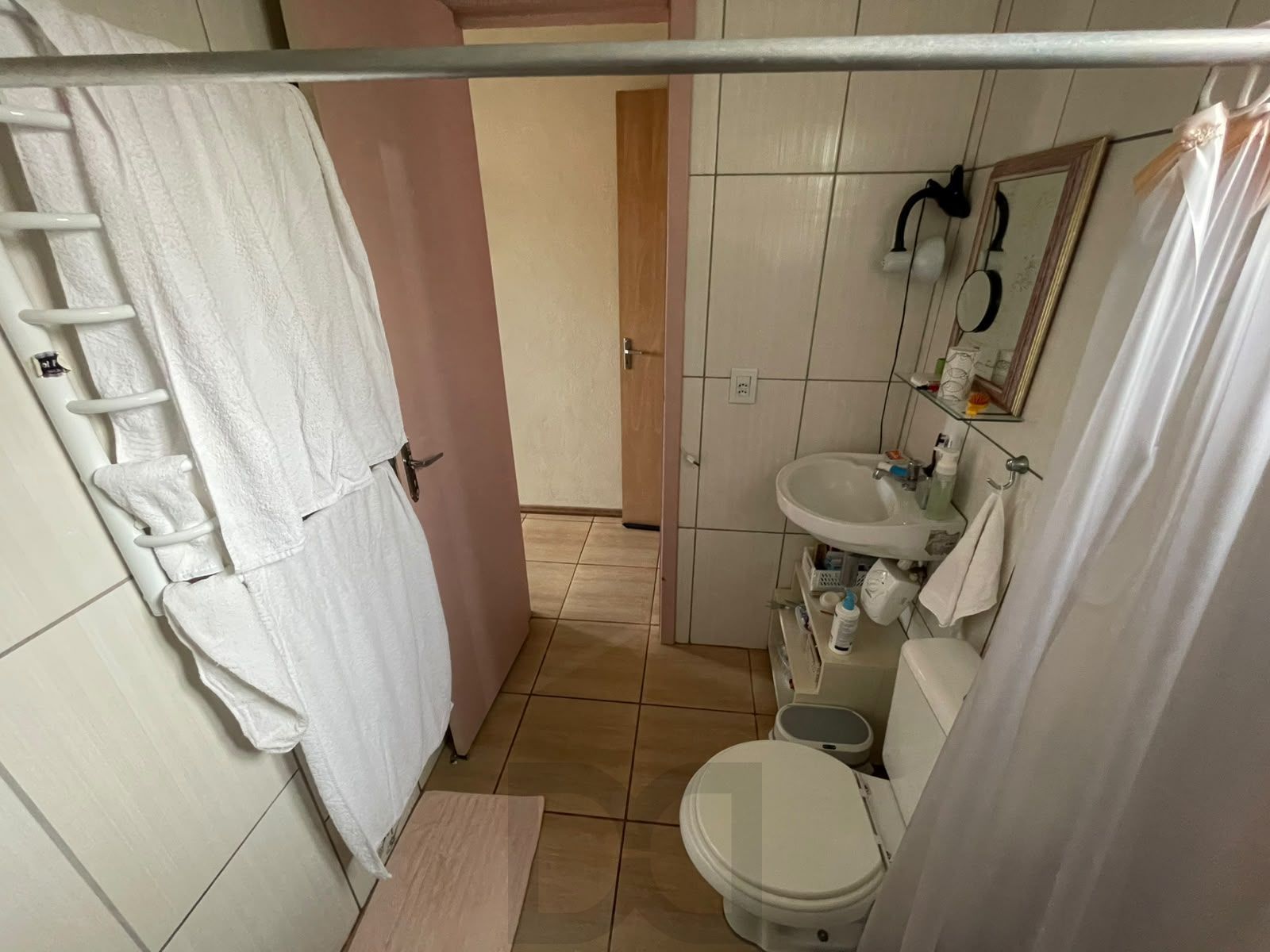 Casa com 3 quartos, suíte e 5 vagas no bairro Santo Antônio. — foto 12